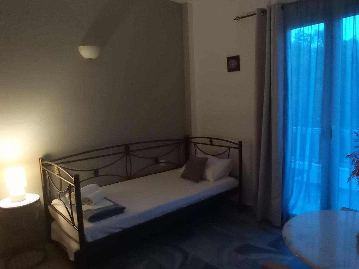 Kantouni Guest House By The Sea باتسي المظهر الخارجي الصورة