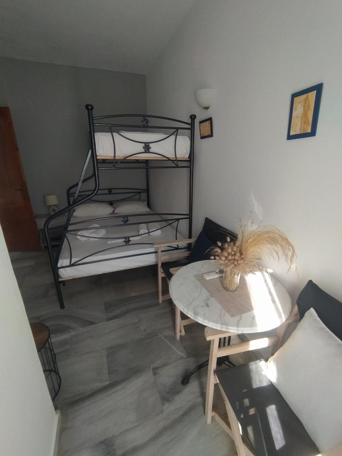 Kantouni Guest House By The Sea باتسي المظهر الخارجي الصورة