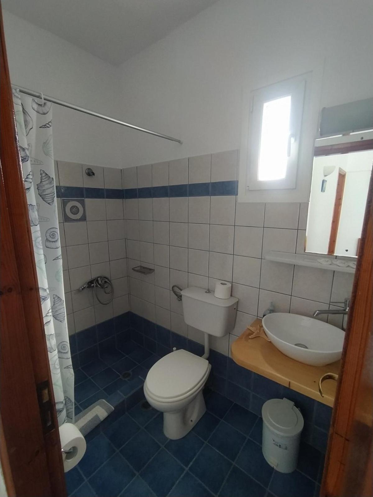 Kantouni Guest House By The Sea باتسي المظهر الخارجي الصورة