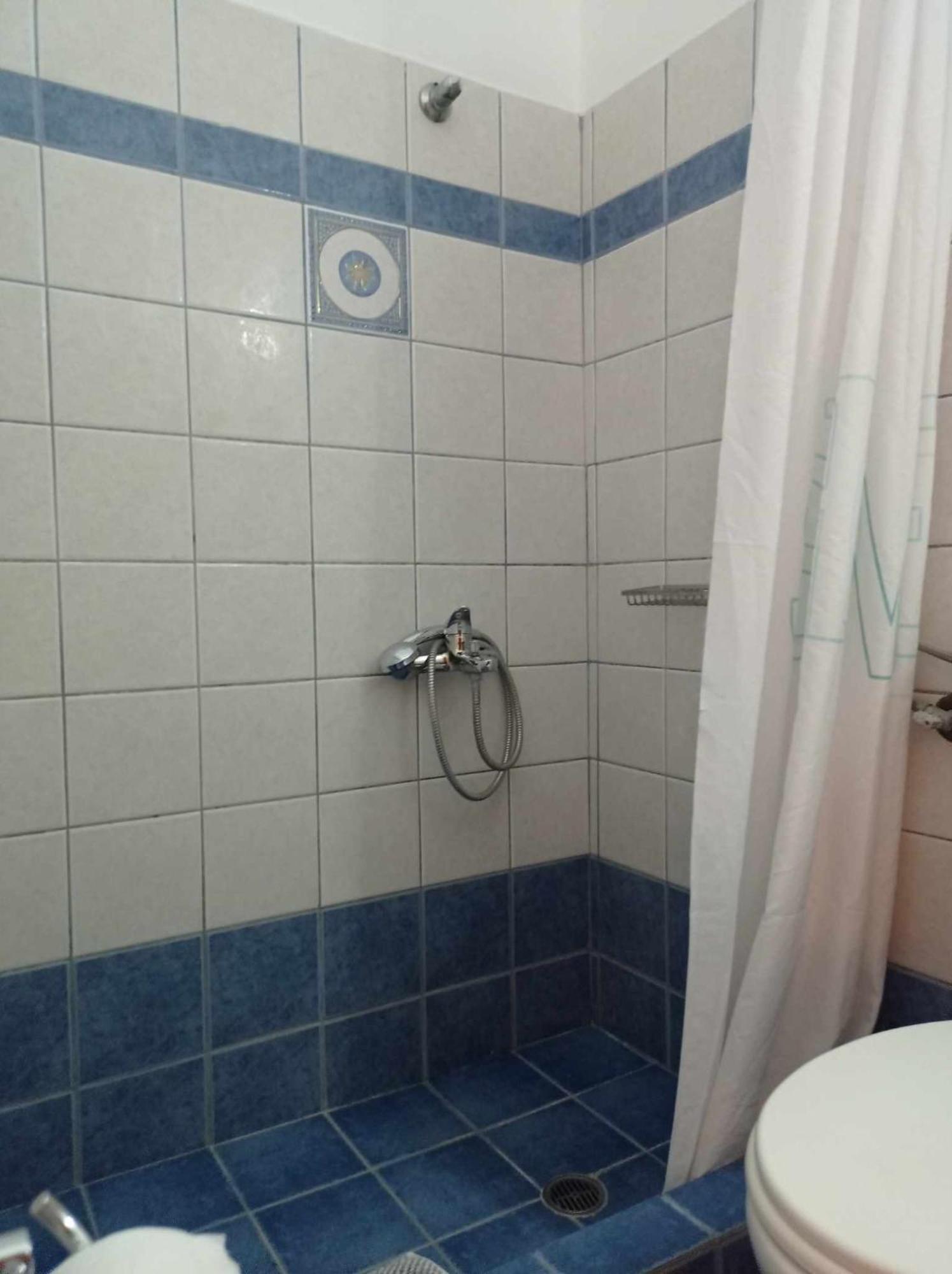 Kantouni Guest House By The Sea باتسي المظهر الخارجي الصورة
