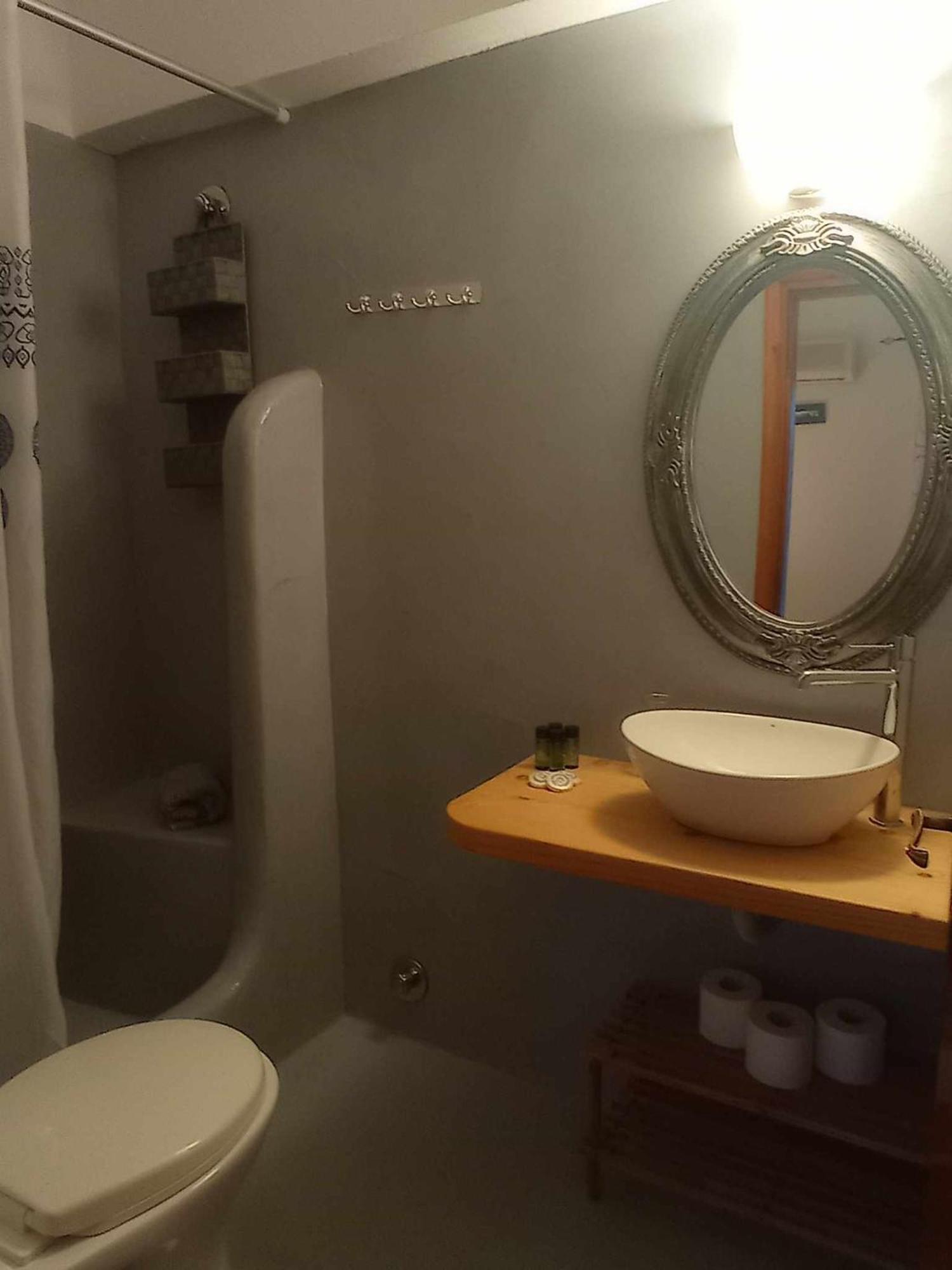 Kantouni Guest House By The Sea باتسي المظهر الخارجي الصورة
