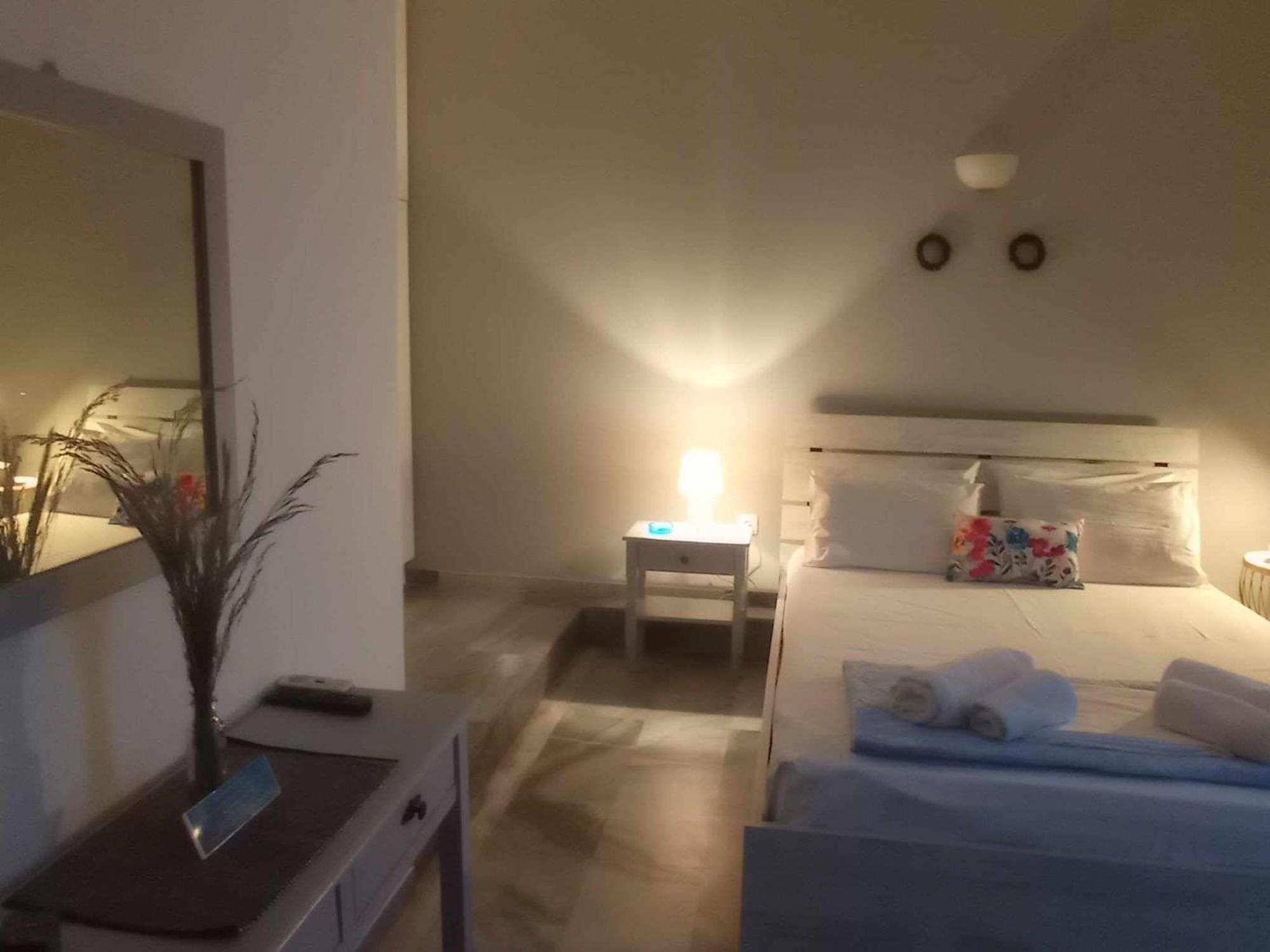 Kantouni Guest House By The Sea باتسي المظهر الخارجي الصورة
