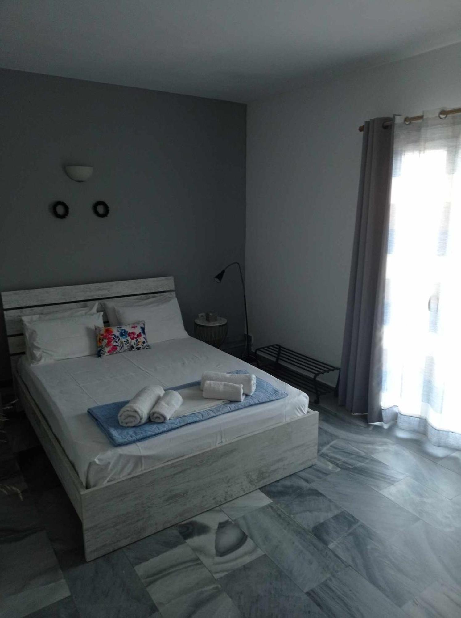Kantouni Guest House By The Sea باتسي المظهر الخارجي الصورة